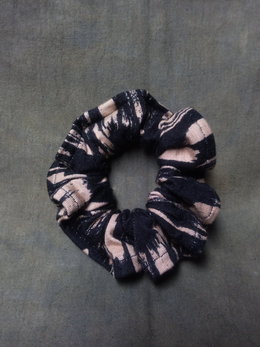 Black/Gold Poly (REGULAR) Scrunchie