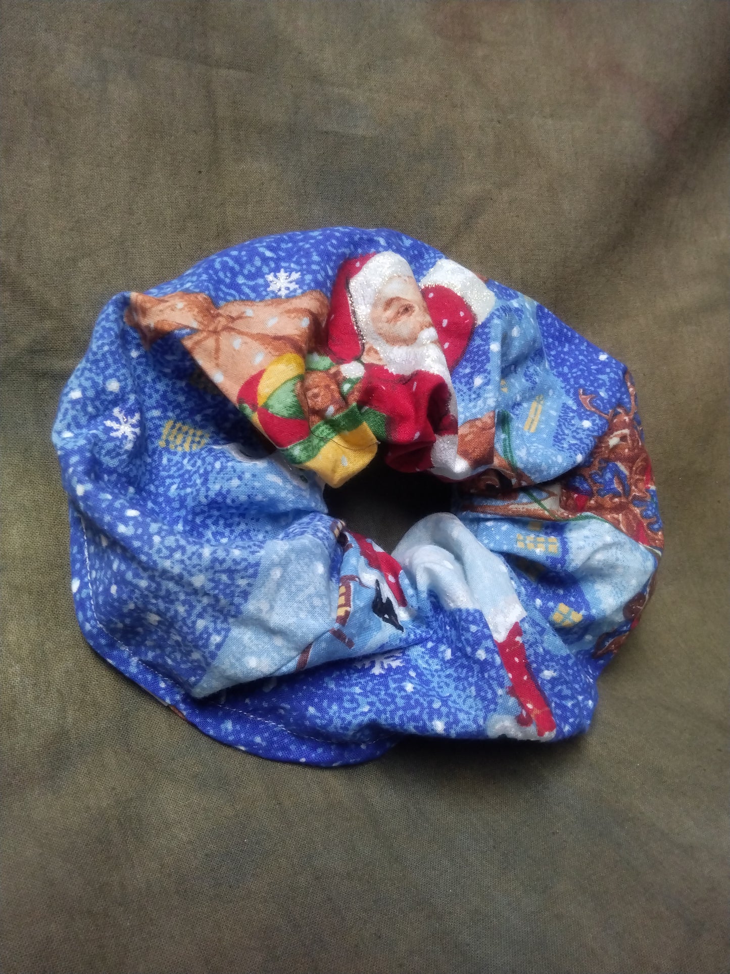 Snow Santa (JUMBO) Scrunchies